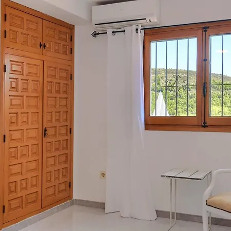 Stunning Mountain View Bungalow In Moraira *